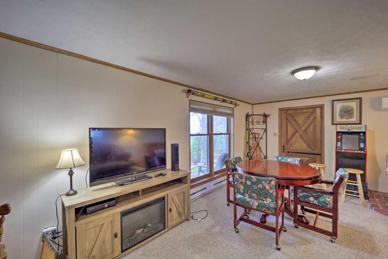 Beech Mountain Cabin Retreat With Hot Tub And Views! Екстер'єр фото