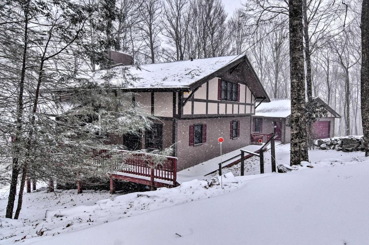 Beech Mountain Cabin Retreat With Hot Tub And Views! Екстер'єр фото
